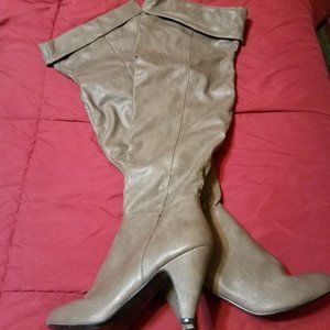 Boots - Fashion Boots Brown/Dark Tan - gently worn